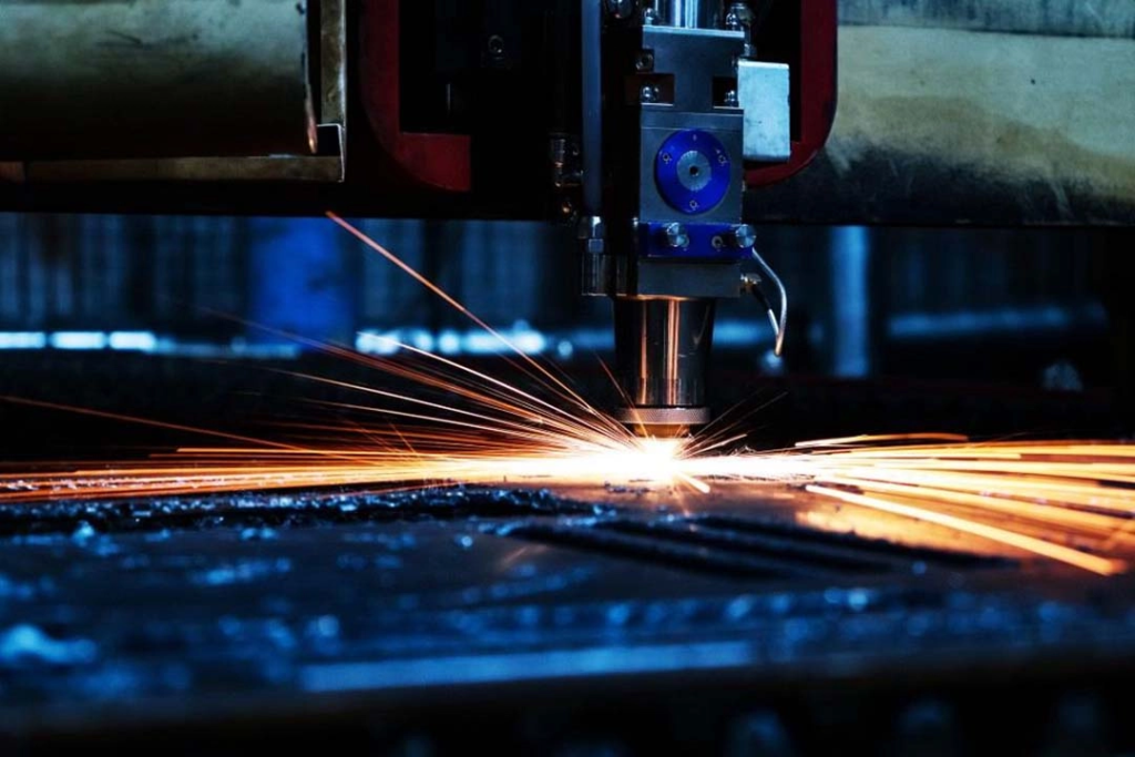 What's the different between welding and metal fabrication